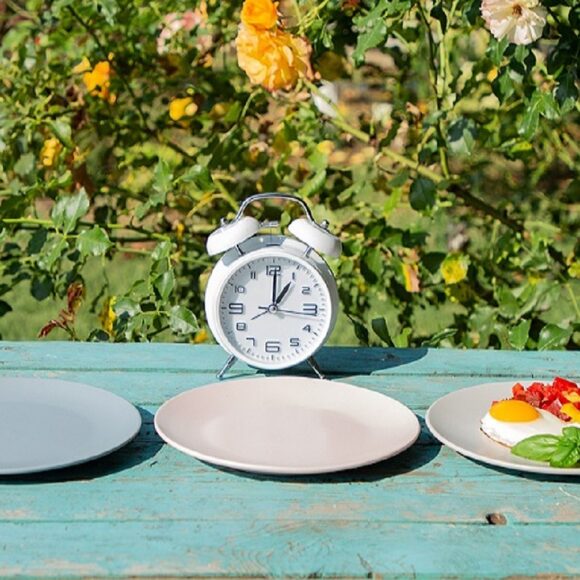 Intermittent Fasting: A Worthy Lifestyle Option or Just Another Fad