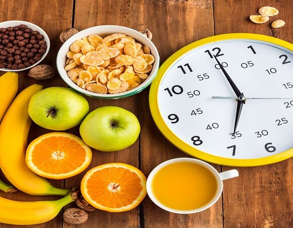 Does Intermittent Fasting Work For Weight Loss? What Board-Certified Physician Dr. Mona Lala Says